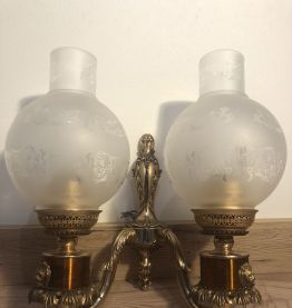 Lot lustre + appliques 