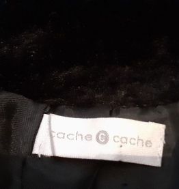 Boléro Imitation Fourrure Noire avec Doublure.