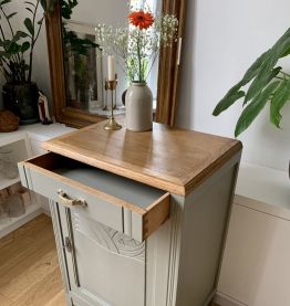 Buffet Parisien vintage