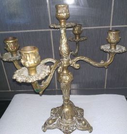 Candélabre en bronze doré style Louis 15 
