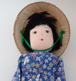 Lot de 2 poupées en tissu 