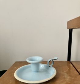 Bougeoir en émail vintage