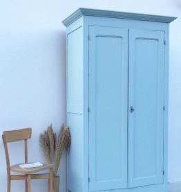 Armoire parisienne 