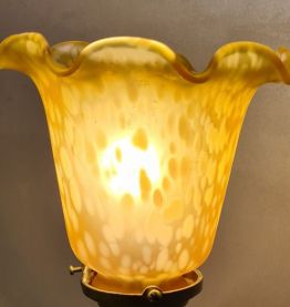 lampe de style art nouveau,acier patiné bronze or et belle t