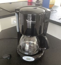 Cafetière électrique 