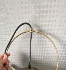 Suspension globe en verre et support métal doré 