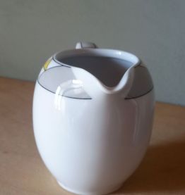 Mini pot à lait 