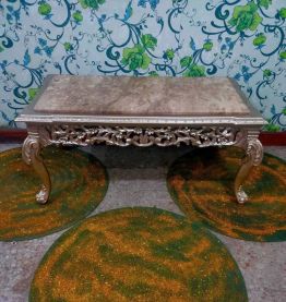 Table base argentée avec marbre