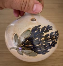 Vase pique fleurs Vallauris 