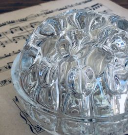 Pique fleurs vintage en verre N°5