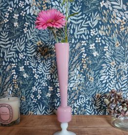 Vase solifleur opaline rose poudrée
