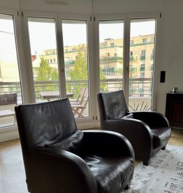 Fauteuils clubs Ligne Roset cuir pleine fleur