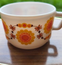 tasses arcopal soleil,vintage 