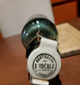 Bouteille en verre "L ideale" vintage bouchon porcelaine