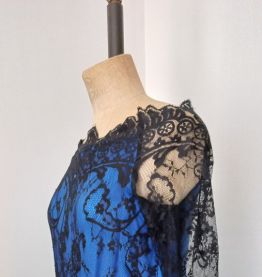 Robe de soirée bleu vif et dentelle noire Southstore - taill