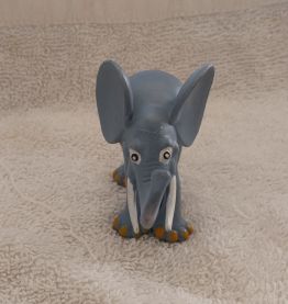 miniature figurine animaux éléphant gris plastique