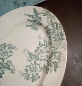 Plat ovale faïence de Givors