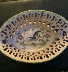 2 corbeilles en faïence 