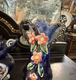 Garniture de cheminée en barbotine