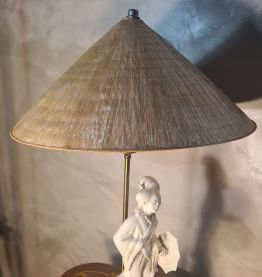  lampe geisha porcelaine blanche 1950  abat jour paille de r