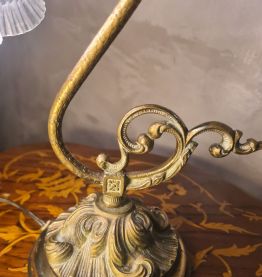 lampe 1900 de bureau ou chevet bronze ciseler 28x25 tres bel