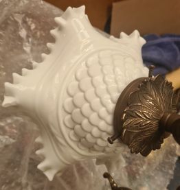 lampe 1900 bronze magnifique abat jour opaline blanche 40x27