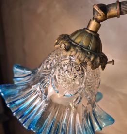 lampe bronze et laiton   tulipe,translucide  38x33 elec ok ,