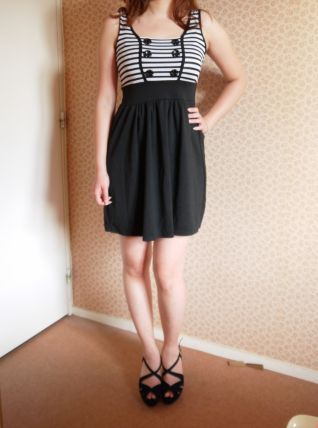 Robe marinière blanc noir boutons T36