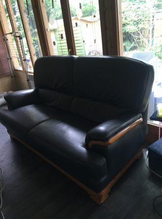 Canapé, poêle à bois etc