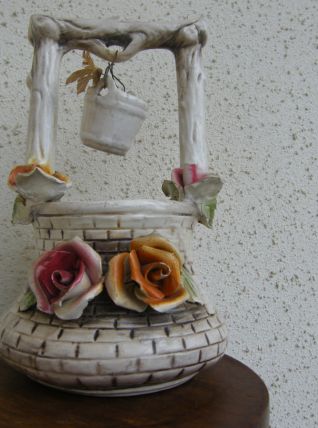 petit puits en porcelaine d'Italie