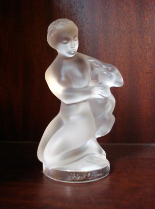 Satuette Lalique