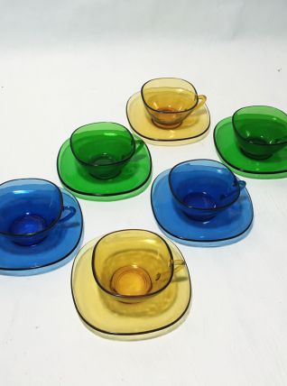 6 tasses à café Vereco assorties