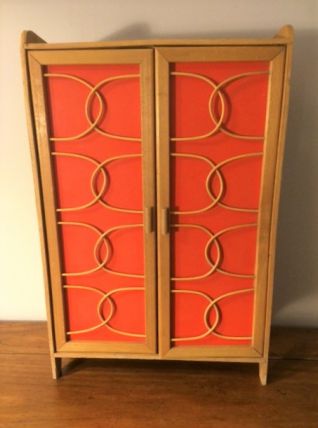 Armoire de poupée 60's