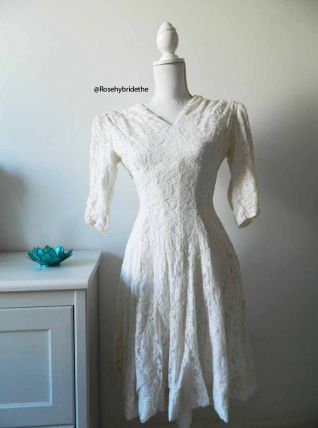 Robe de mariée vintage en dentelle blanche 40's 50's
