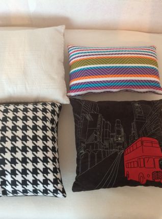 4 Coussins Déco 