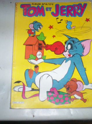 ALBUM moyen format tom &amp; jerry no 4 de 1982 