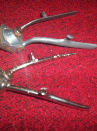 LOT 2 PETITES TONDEUSES ANCIENNES marque Oger