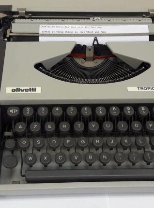 Machine à écrire – Olivetti Tropical – Vintage - Année 70/80