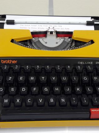 Machine à écrire – BROTHER DELUXE 262 TR – Vintage - Année 70/80