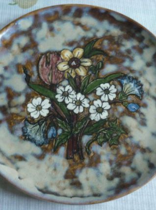 Assiette en ceramique de Vallauris fleurs