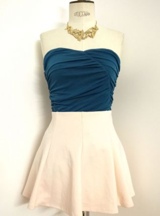 Jupe patineuse neuve rose poudré