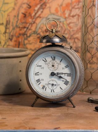 Très joli réveil Comtois. 