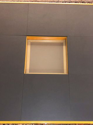 Table basse contemporaine avec rangement