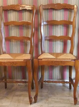 4 CHAISES STYLE LOUIS XV 