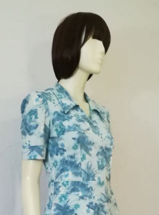 Robe vintage 70ies taille 36 38 bleu ciel motifs floraux 