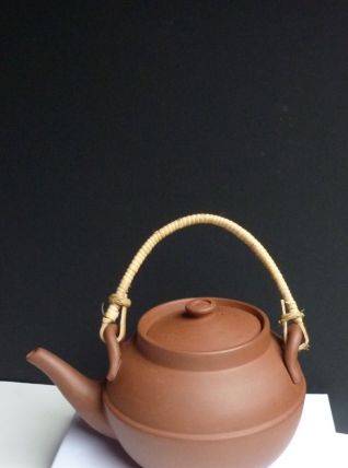 Théière en argile