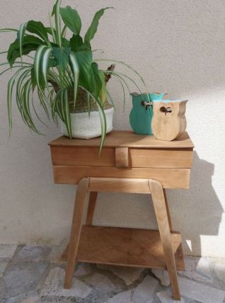 Travailleuse vintage des années 50.