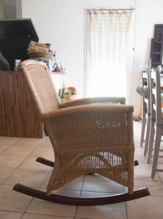 Rocking chair en rotin