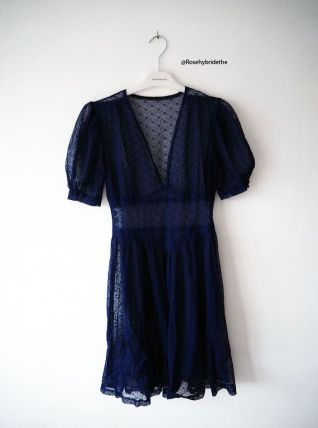 Robe en dentelle bleue marine vintage 40's