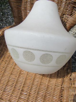 Globe en verre poli  et martelé pour lustre année 70 décor m